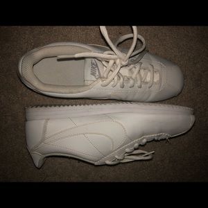 White Nike Cortez’s